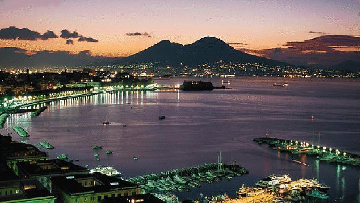 Federalberghi, +2.4 % presenze turistiche in Campania